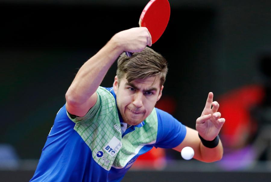 精湛的托举 精湛的托举