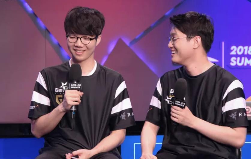 杨进行夹击 杨进行夹击