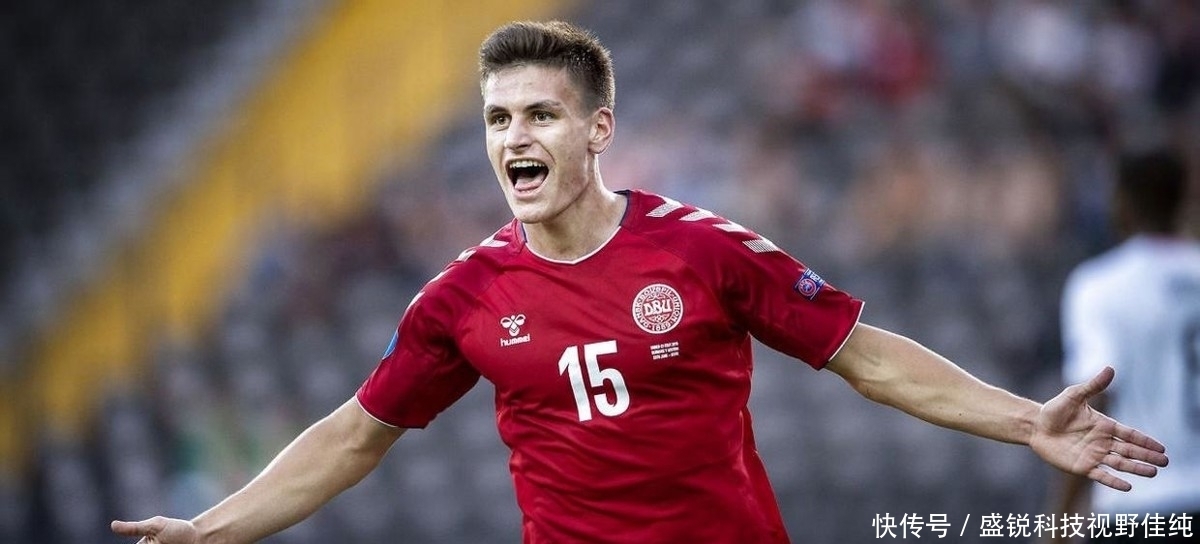 也展现了球 也展现了球